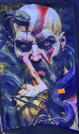 کاور گردو غبار ps5 fat va slim طرح Kratos & Serpent